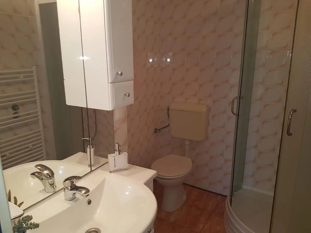 Apartments Marija Nada Malinska