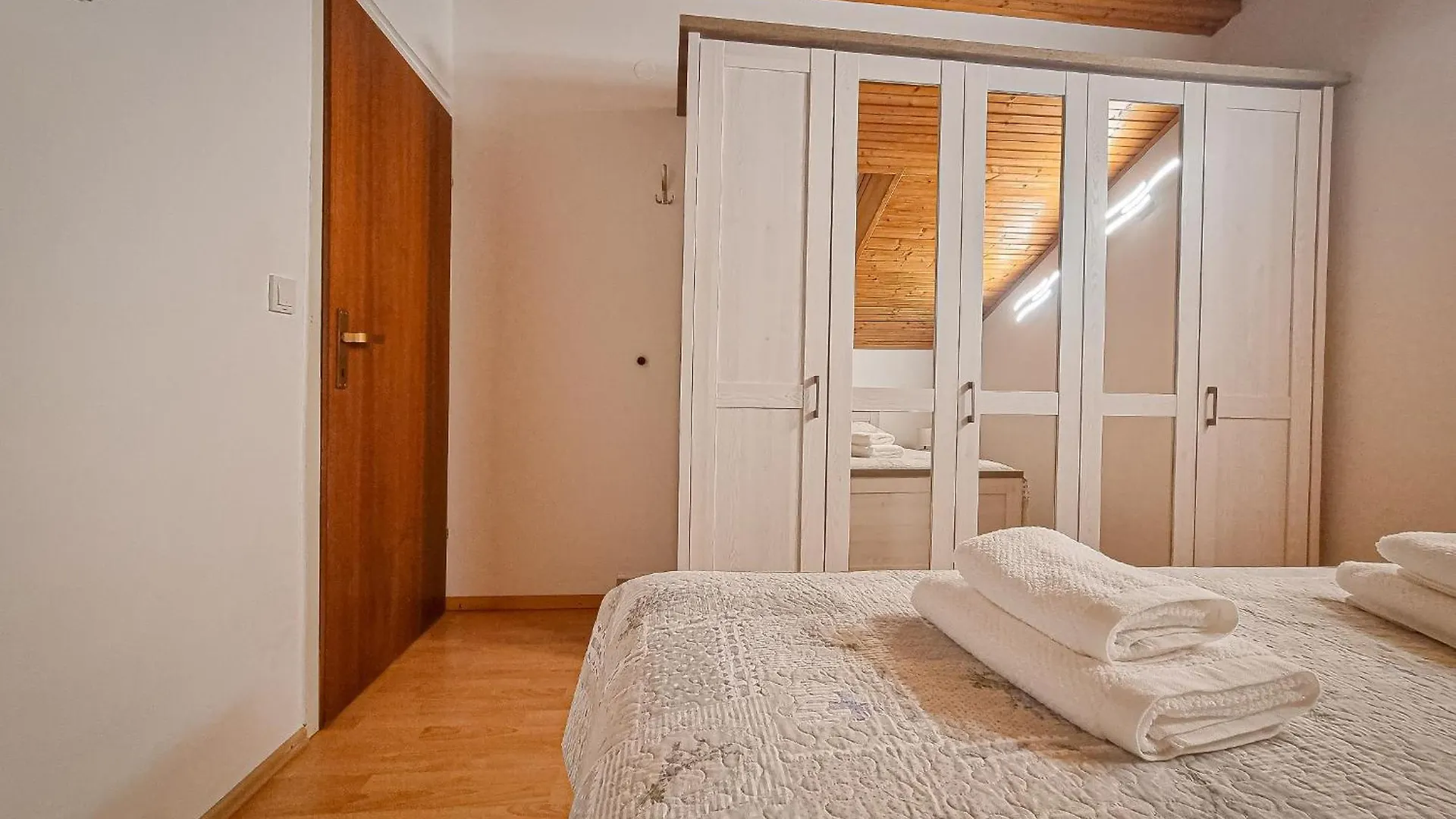 Apartments Marija Nada Malinska